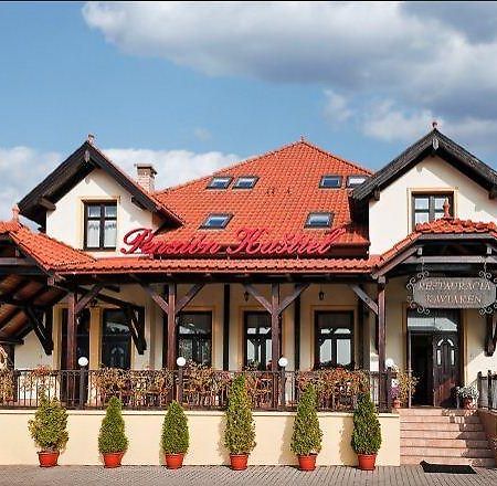 Penzion Kastiel Velky Krtis Exterior foto